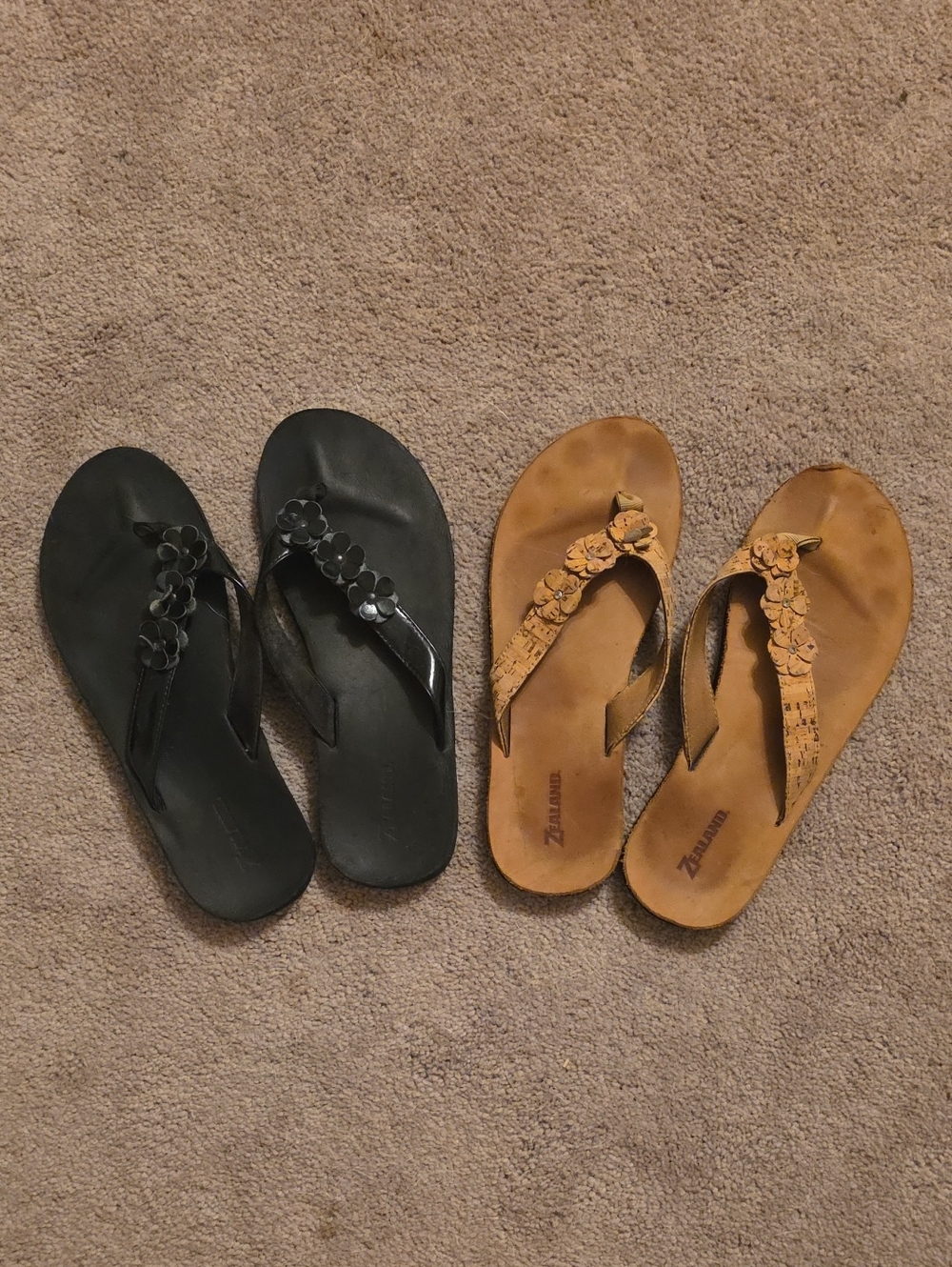 Women’s Floral Thong Sandals - Black and Tan BUNDLE